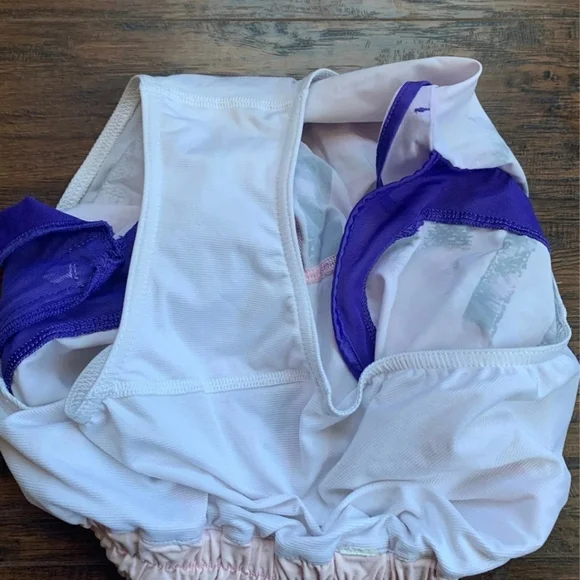 Lululemon Tracker V Limited Edition Shorts 6/S - Picture 4 of 9